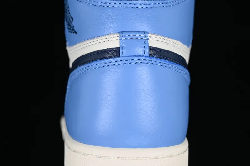 All categories Air Jordan Jordan series basketball shoes Air Jordan 1 High LW version Air Jordan 1 AJ1 Joe 1 Obsidian North Carolina Blue Black Blue Toe 555088-140